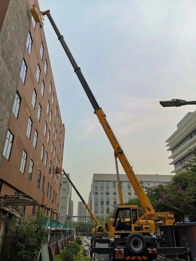 奉新县汽车吊出租哪家好，选择最靠谱的服务商指南