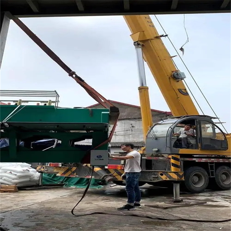 奉新县35吨吊车租赁公司