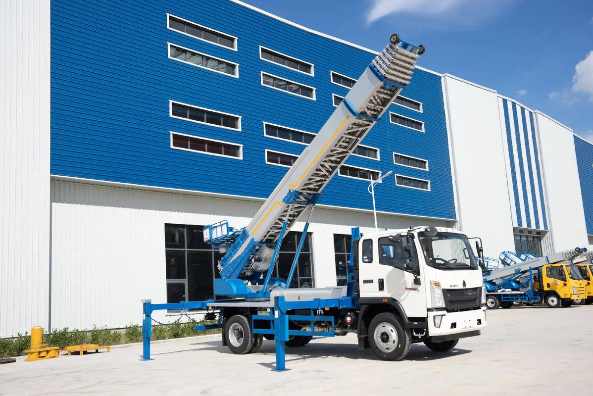 奉新县小型云梯车上料车租赁多少钱